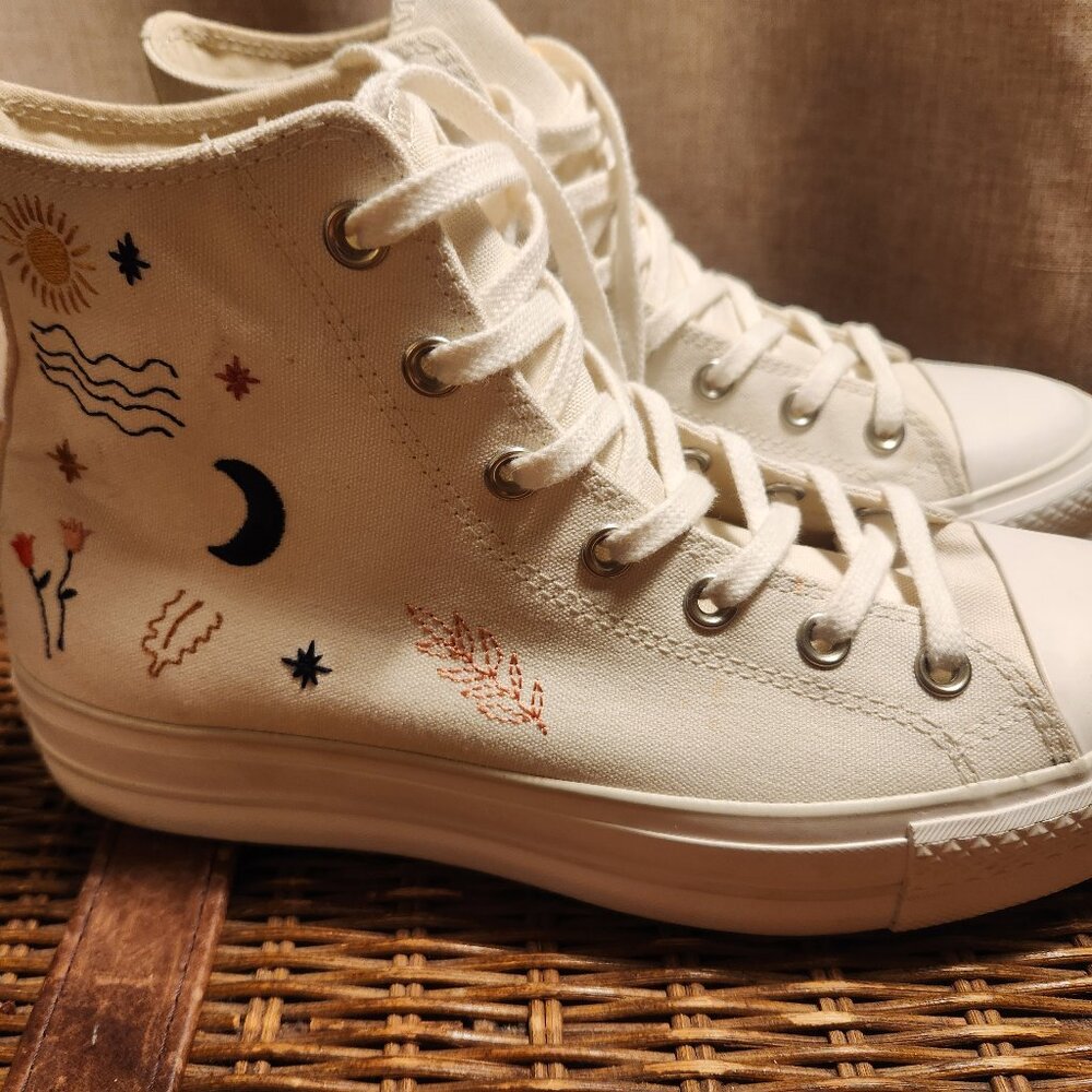 Converse Chuck Taylor All Star Platform It's Okay To Wander Sneakers Size 10